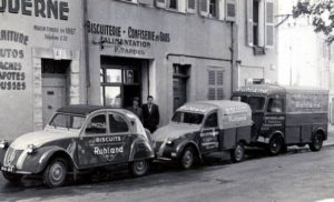 2cv fourgonnette publicitaire BISCUITS RUHLAND